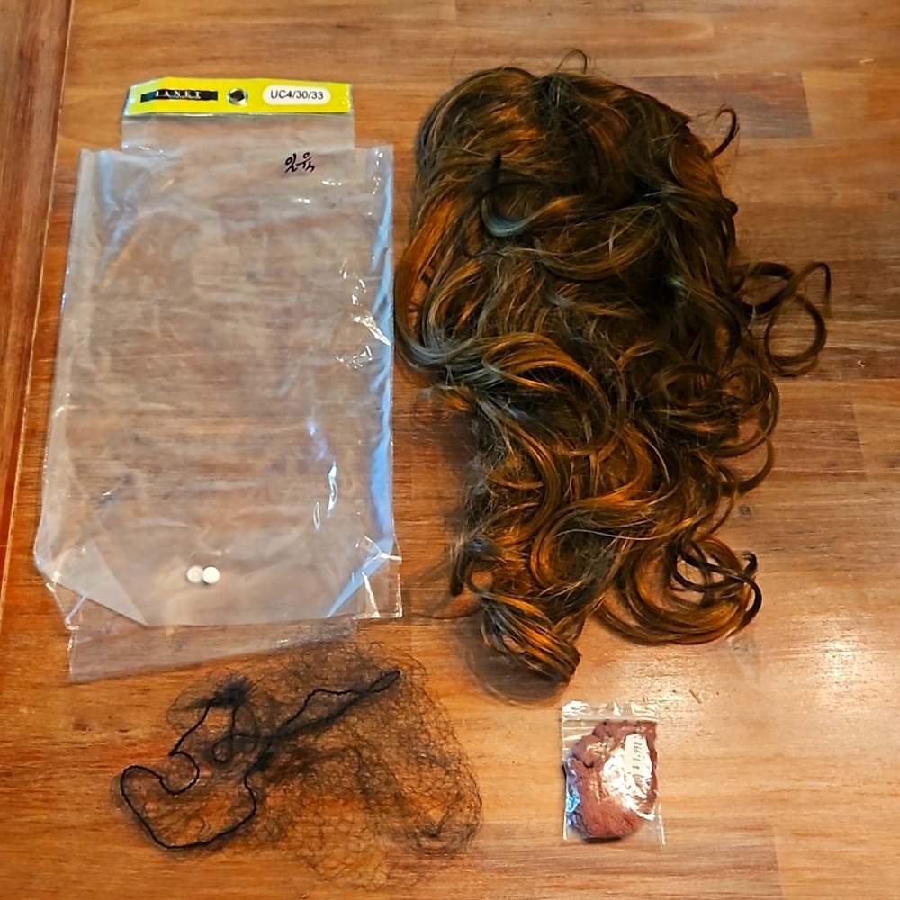 Brunette wig 19" from crown